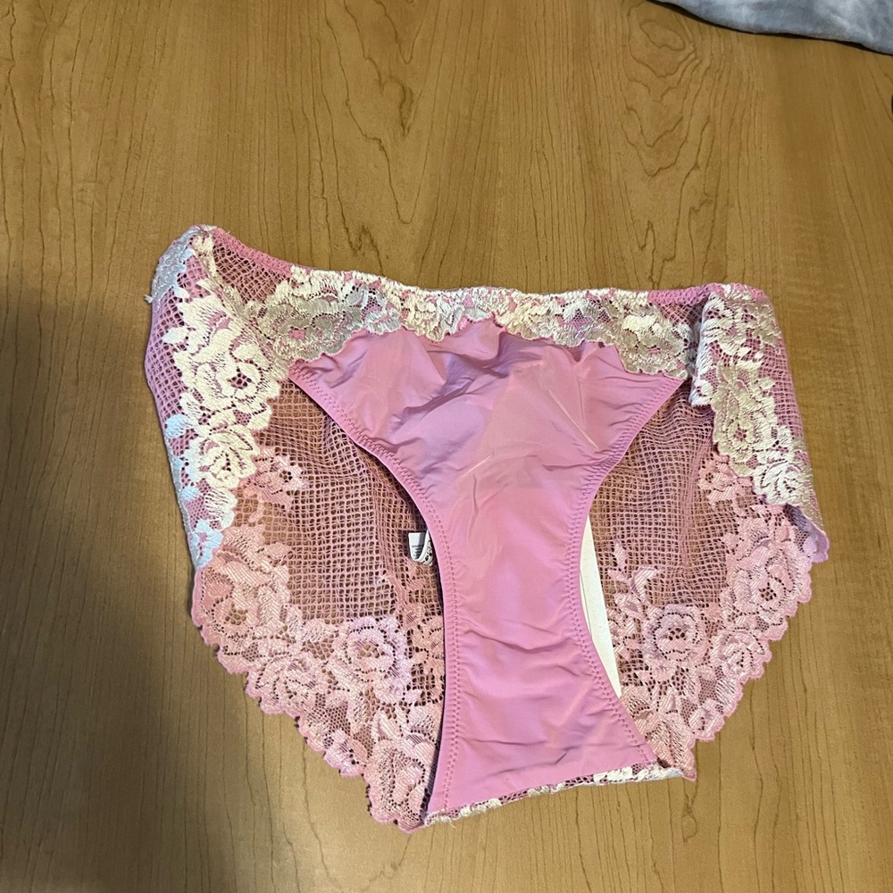 Intimissimi Pink and Cream Lace Panties